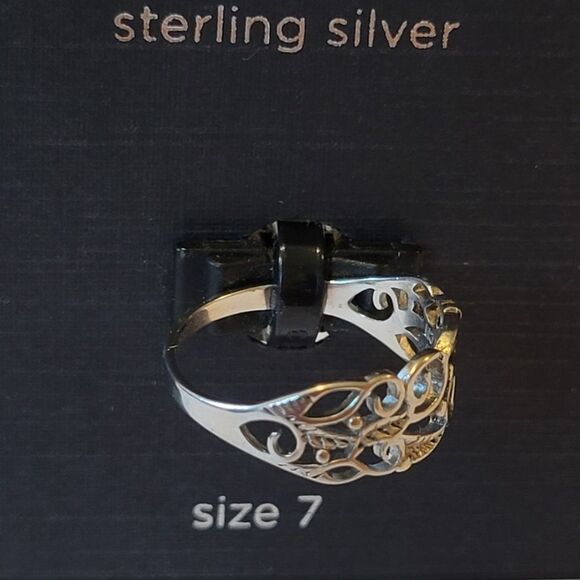Silver Treasures Sterling Silver Detailed Filigree Ring Size 7 - Picture 3 of 4